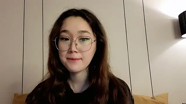 Jennatyan online show from June 1, 2026, 3:08 am