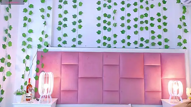 Snapshot of kaily_sweet1 chatting on July 8, 2026, 11:15 am kaily sweet1 online show from July 8, 2026, 11:15 am