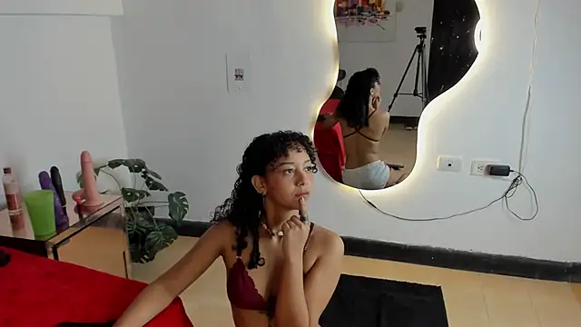 Snapshot of Milanxht chatting on February 3, 2025, 1:30 am Milanxht online show from February 3, 2025, 1:30 am