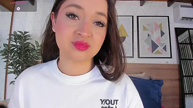 MiaKay1 online show from November 20, 2025, 3:39 am