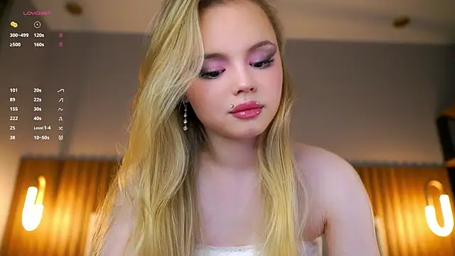 Snapshot of Miss_miracle chatting on July 6, 2026, 6:10 pm Miss miracle online show from July 6, 2026, 6:10 pm