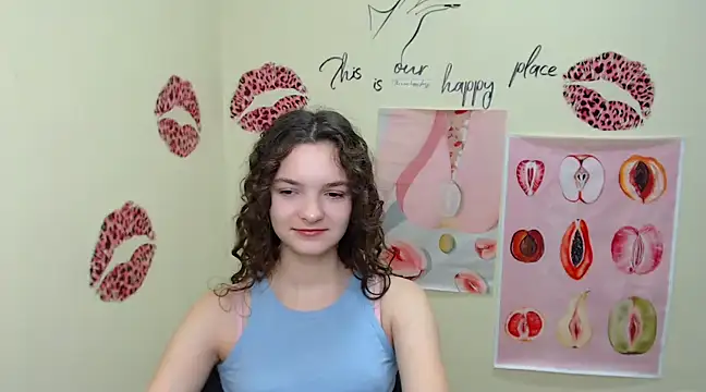  SusieSu  online show from December 15, 2024, 1:22 pm