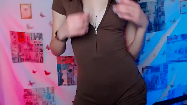  SusieSu  online show from July 2, 2026, 4:07 am