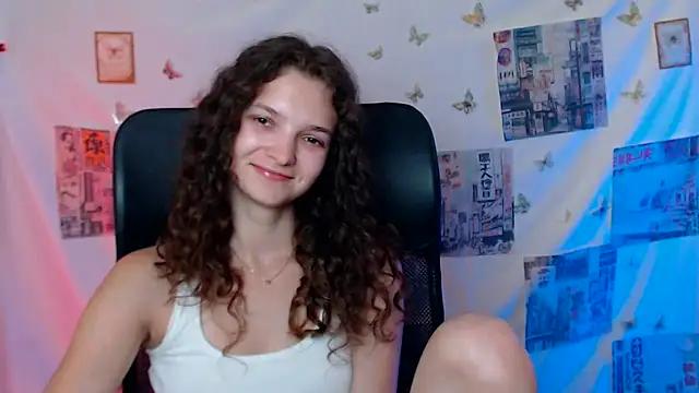  SusieSu  online show from July 19, 2026, 12:31 pm