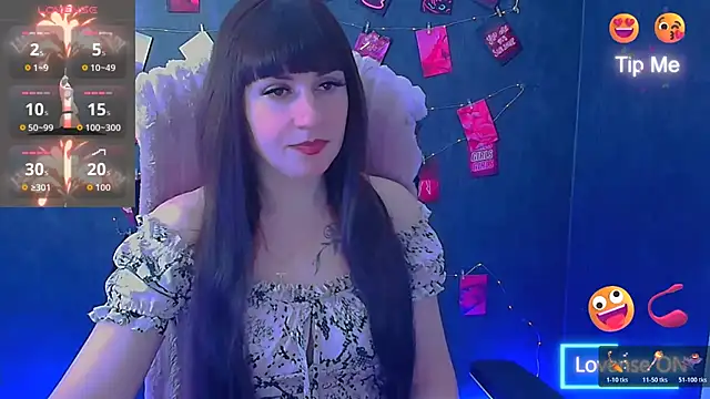 Snapshot of Violla_My chatting on April 22, 2026, 5:43 am Violla My online show from April 22, 2026, 5:43 am