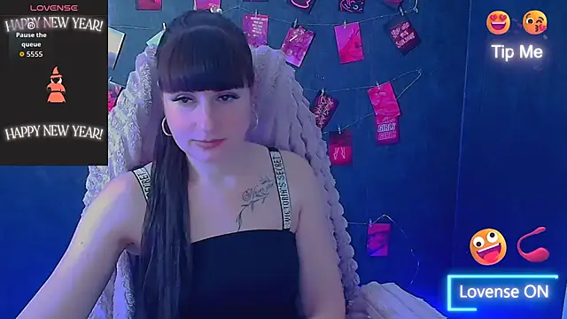 Snapshot of Violla_My chatting on April 26, 2026, 12:25 pm Violla My online show from April 26, 2026, 12:25 pm