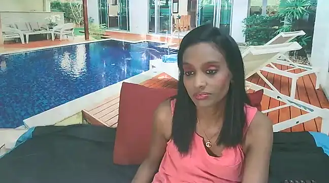 Snapshot of IndianLoveBug chatting on December 4, 2024, 4:43 am IndianLoveBug online show from December 4, 2024, 4:43 am