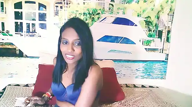 Snapshot of IndianLoveBug chatting on December 17, 2024, 10:55 am IndianLoveBug online show from December 17, 2024, 10:55 am