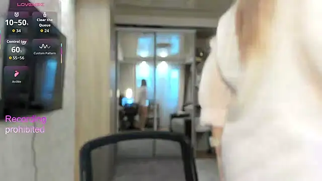 lady Nati online show from February 24, 2026, 2:37 pm