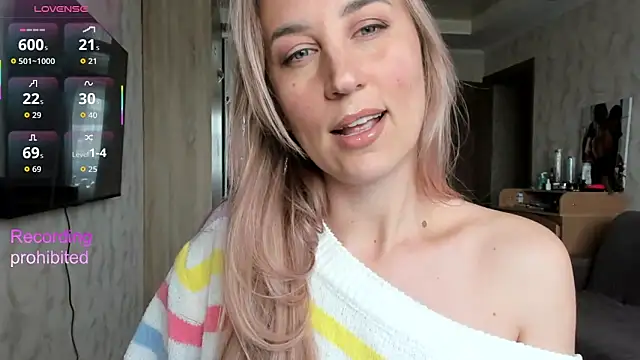 lady Nati online show from April 12, 2026, 9:25 am