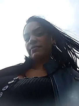 Snapshot of Sara-77 chatting on January 3, 2025, 5:10 pm Sara-77 online show from January 3, 2025, 5:10 pm