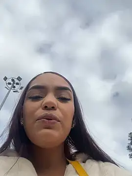 Sara-77 online show from July 17, 2026, 12:23 pm