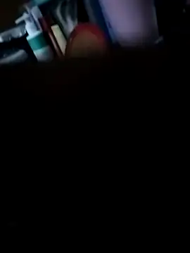 Snapshot of hugecrksam chatting on September 27, 2025, 4:06 am hugecrksam online show from September 27, 2025, 4:06 am