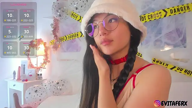 Eva depp online show from October 30, 2025, 11:11 am