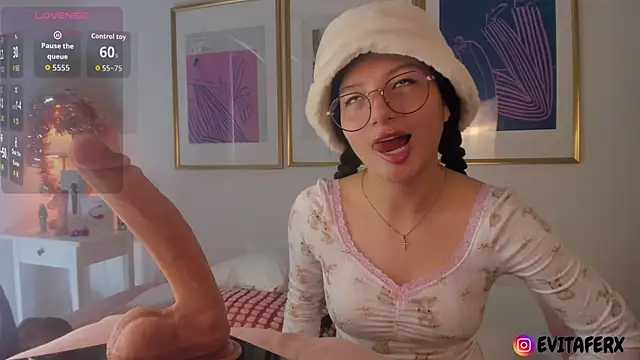 Eva depp online show from November 4, 2025, 3:00 pm