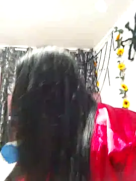 ScarletthJhonson- online show from October 28, 2025, 12:03 am