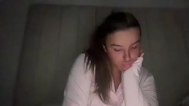 maisiesmithx online show from September 26, 2025, 2:04 am