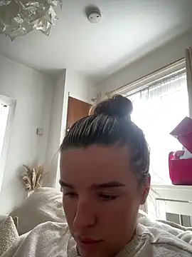 maisiesmithx online show from October 9, 2025, 11:08 am