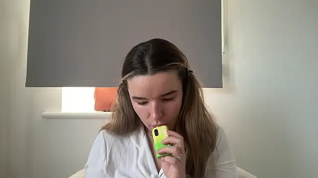 maisiesmithx online show from January 14, 2026, 12:55 pm