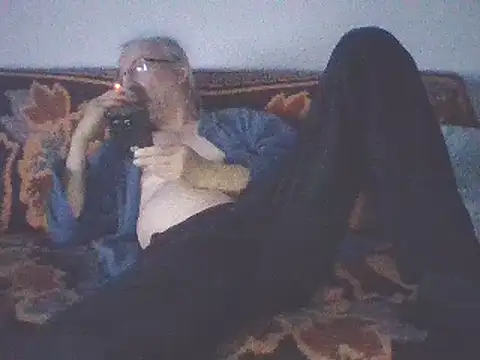 Snapshot of loverboyxxx69 chatting on January 3, 2025, 3:05 am loverboyxxx69 online show from January 3, 2025, 3:05 am