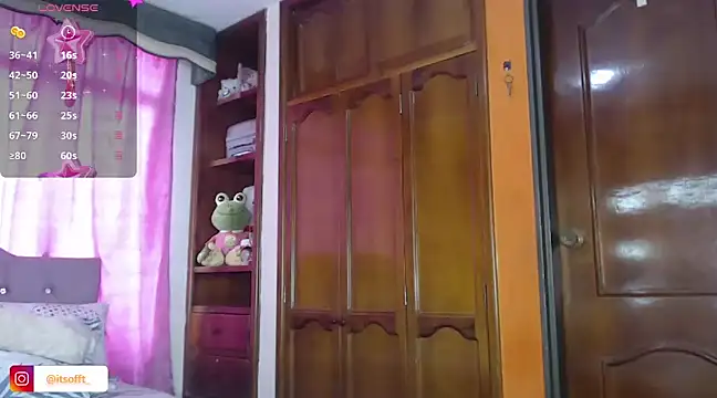 Snapshot of cuttebabe_ chatting on January 10, 2025, 10:04 pm cuttebabe online show from January 10, 2025, 10:04 pm