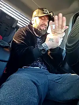 Beardedtattood online show from March 1, 2026, 1:02 pm