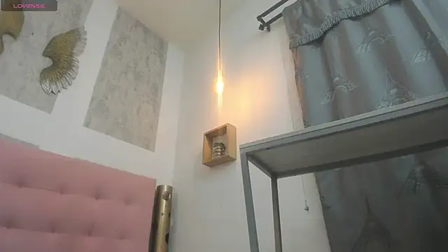 Snapshot of zhamira_21 chatting on September 11, 2025, 8:42 pm zhamira 21 online show from September 11, 2025, 8:42 pm