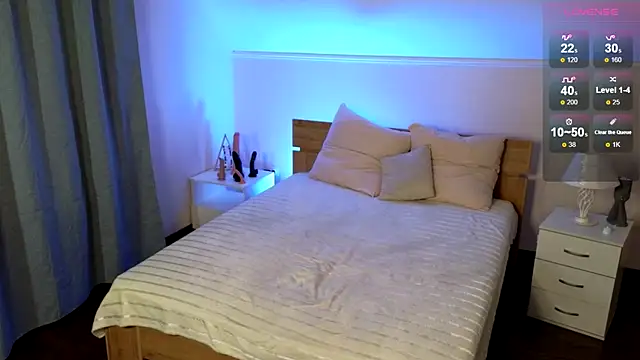 Snapshot of Dark_Lola_ chatting on January 13, 2025, 11:08 am Dark Lola online show from January 13, 2025, 11:08 am