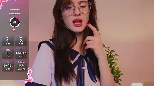 Snapshot of Dark_Lola_ chatting on February 12, 2025, 5:15 am Dark Lola online show from February 12, 2025, 5:15 am
