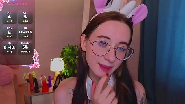 Snapshot of Dark_Lola_ chatting on February 25, 2025, 7:20 am Dark Lola online show from February 25, 2025, 7:20 am