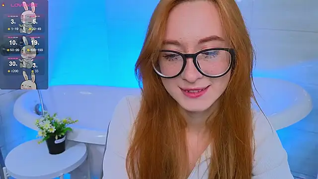 Snapshot of Dark_Lola_ chatting on September 16, 2025, 2:01 am Dark Lola online show from September 16, 2025, 2:01 am