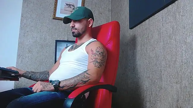 Snapshot of NigelBoydXXX chatting on January 26, 2025, 10:35 pm NigelBoydXXX online show from January 26, 2025, 10:35 pm