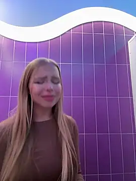 mur girl online show from December 21, 2024, 12:16 pm