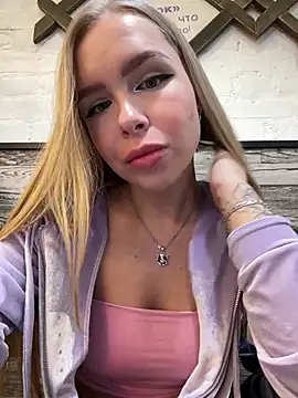 mur girl online show from March 2, 2025, 8:16 am