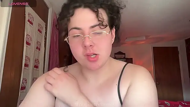 RaspberryTommyFTM online show from February 3, 2026, 5:51 pm