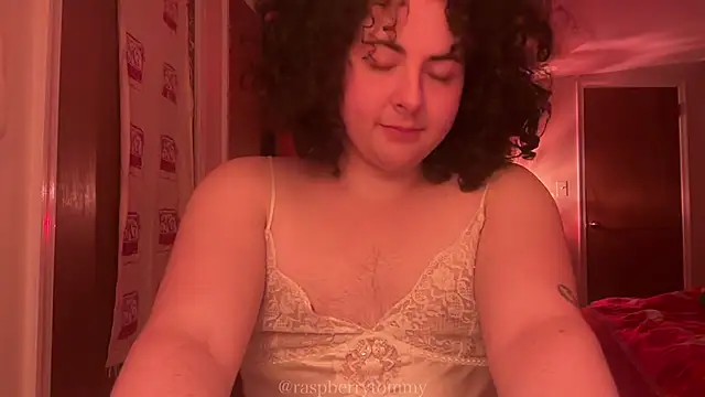 RaspberryTommyFTM online show from February 25, 2026, 3:38 am