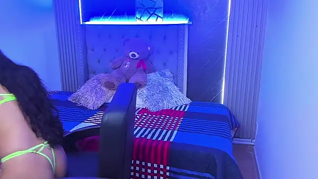 Snapshot of Susieeve chatting on February 4, 2025, 9:31 pm Susieeve online show from February 4, 2025, 9:31 pm