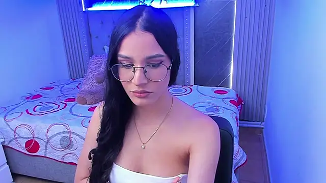 Snapshot of Susieeve chatting on February 19, 2025, 9:03 pm Susieeve online show from February 19, 2025, 9:03 pm