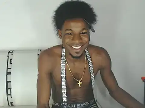 Snapshot of jaycolinss chatting on February 6, 2025, 10:37 am jaycolinss online show from February 6, 2025, 10:37 am