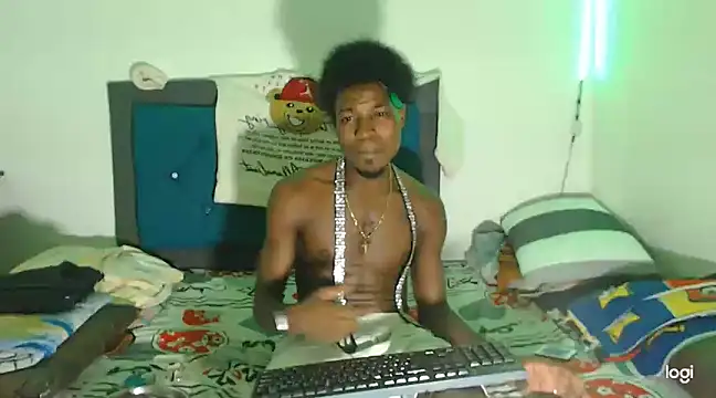 Snapshot of jaycolinss chatting on February 11, 2025, 8:48 am jaycolinss online show from February 11, 2025, 8:48 am