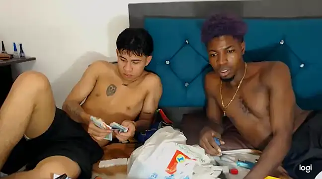 Snapshot of jaycolinss chatting on March 14, 2025, 9:00 pm jaycolinss online show from March 14, 2025, 9:00 pm