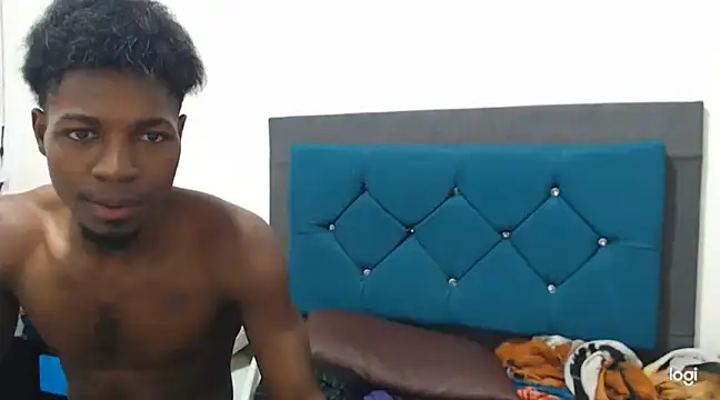 Snapshot of jaycolinss chatting on March 19, 2025, 4:34 pm jaycolinss online show from March 19, 2025, 4:34 pm