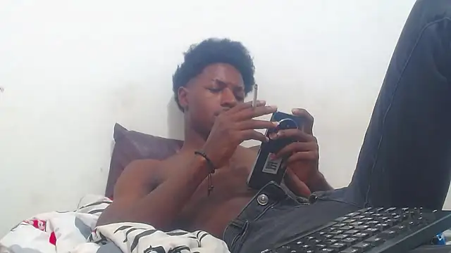 Snapshot of jaycolinss chatting on September 10, 2025, 10:43 pm jaycolinss online show from September 10, 2025, 10:43 pm