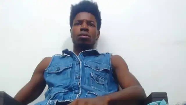 Snapshot of jaycolinss chatting on October 19, 2025, 8:37 am jaycolinss online show from October 19, 2025, 8:37 am