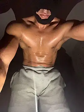 Snapshot of diege72 chatting on November 5, 2025, 12:10 am diege72 online show from November 5, 2025, 12:10 am