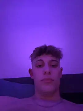 Snapshot of romanhrdcore chatting on September 12, 2025, 11:04 pm romanhrdcore online show from September 12, 2025, 11:04 pm