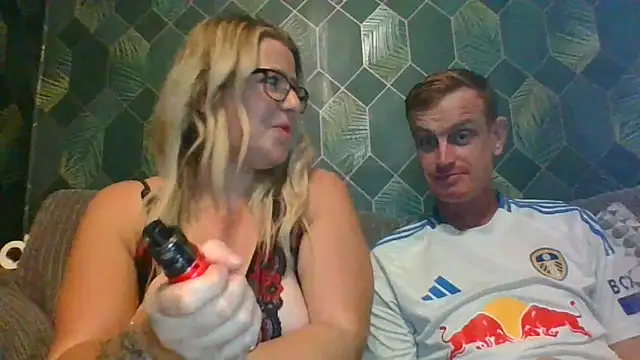 Snapshot of SweetXCandyX chatting on November 9, 2025, 6:50 pm SweetXCandyX online show from November 9, 2025, 6:50 pm