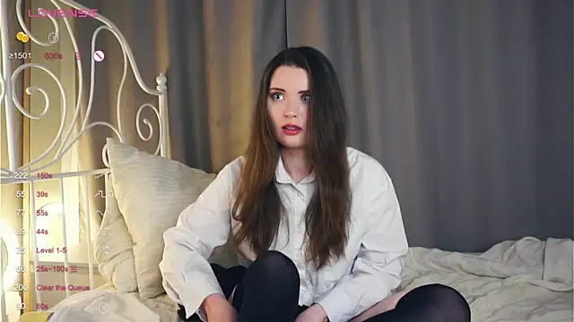 Snapshot of LoraDevon chatting on February 7, 2025, 10:09 pm LoraDevon online show from February 7, 2025, 10:09 pm