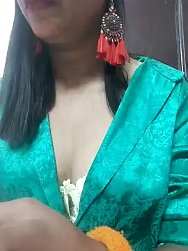 Snapshot of The_brutegodddess chatting on December 10, 2024, 4:56 am The brutegodddess online show from December 10, 2024, 4:56 am