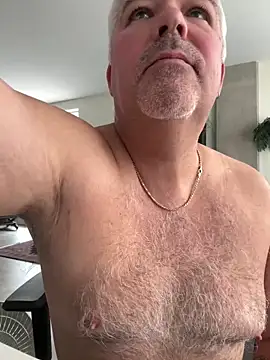 Snapshot of aarosteev2 chatting on March 11, 2025, 2:18 pm aarosteev2 online show from March 11, 2025, 2:18 pm